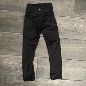 Lululemon size 0 Crop leggings